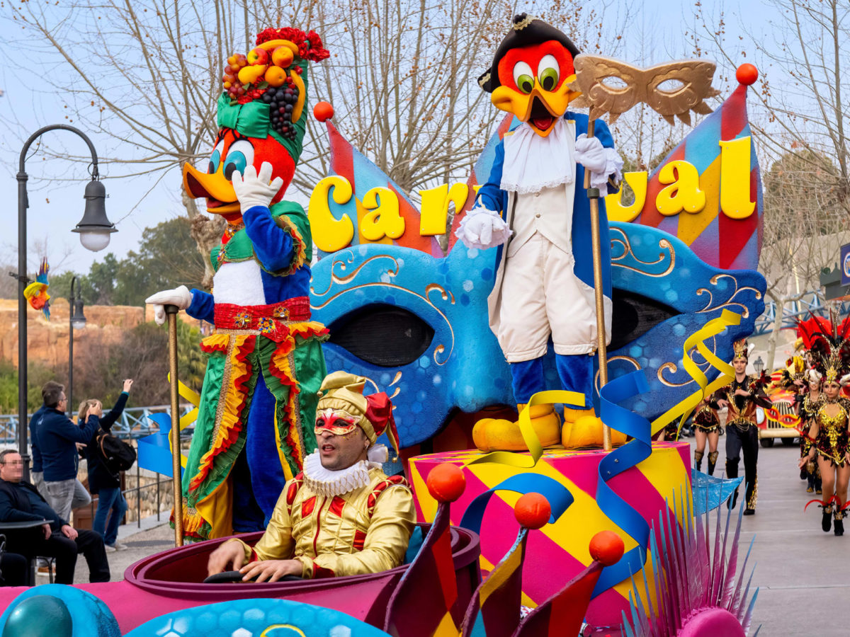 La nova temporada de PortAventura World arrenca aquest divendres amb la celebració del Carnaval