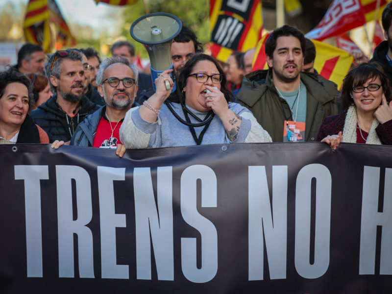 Manifestació convocada per una vintena d'entitats per denunciar la situació de Rodalies a Barcelona amb el lema 'Sense trens no hi ha futur'. Data de publicació: dissabte 07 de febrer del 2026, 18:24 Localització: Barcelona Autor: Jordi Borràs