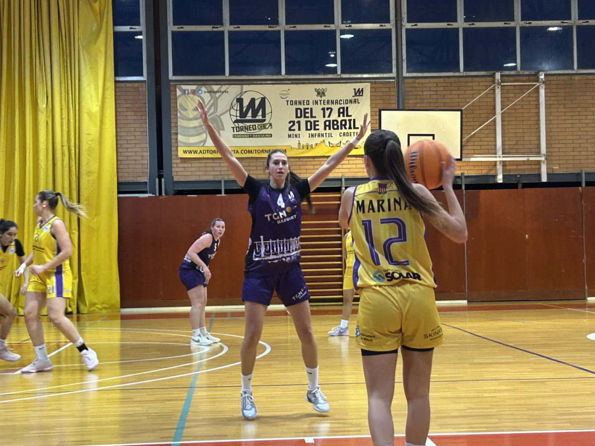 El TGN Bàsquet de LF2 es queda amb la mel als llavis davant la UE Mataró (67-73)