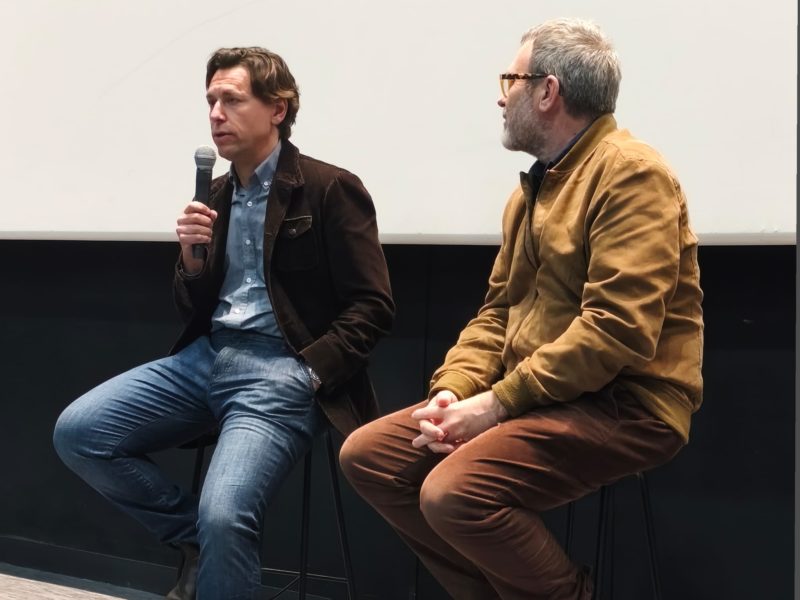 Ocine Les Gavarres ha estrenat “Balandrau, vent salvatge”. Narra una història inspirada en un fet real de fa 25 anys, quan el torb i els allaus es van endur la vida d’una desena de persones. El seu director, Fernando Trullols, i el productor, Tono Folguera, han explicat detalls del rodatge en un col·loqui aquest diumenge.