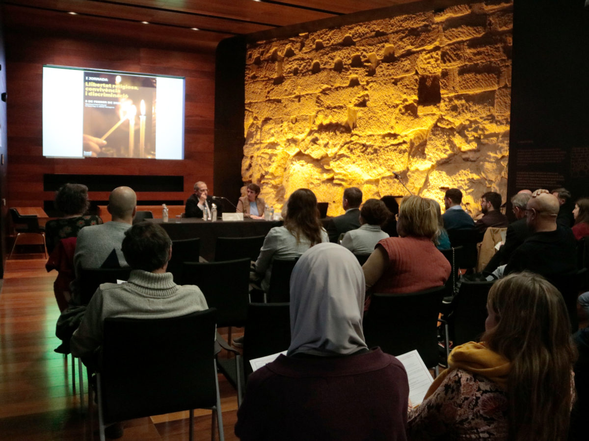 Experts i representants religiosos reflexionen a Tarragona sobre la convivència i la discriminació