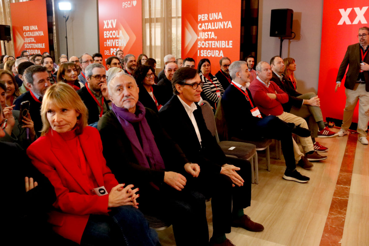 El primer secretari del PSC i president del Govern, Salvador Illa, a l'obertura de la XXV escola d'hivern del partit Data de publicació: dissabte 14 de març del 2026, 12:42 Localització: Tarragona Autor: Arnau Martínez