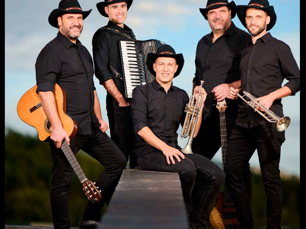 Vivim cantant amb Puro Relajo a Tarragona!!!