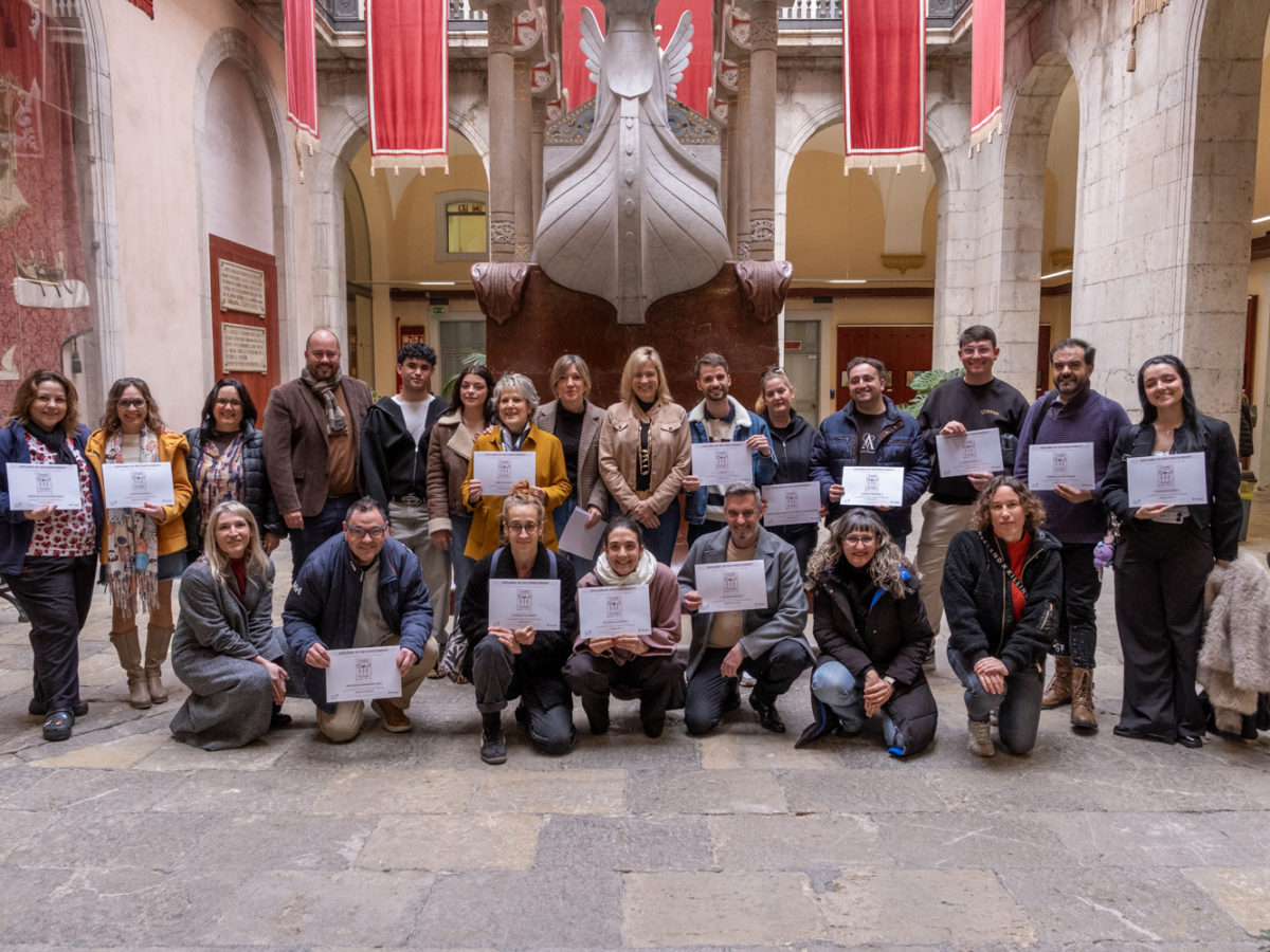 L’Ajuntament i la Via T atorguen 12 premis als comerços guanyadors del Concurs d’Aparadors