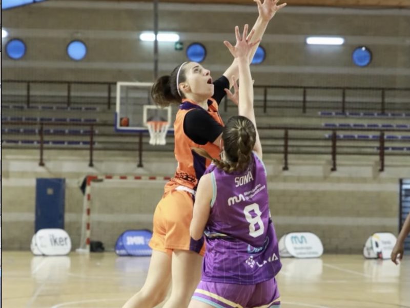 El LF2 del TGN Bàsquet cau a la pista de l’Ointxe i certifica matemàticament el descens (66-57)