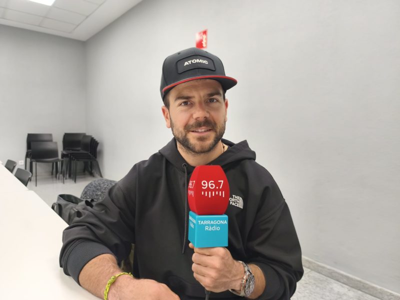 Aymar Navarro en una entrevista al Pont de Mahoma. Cicle de muntanya 2026