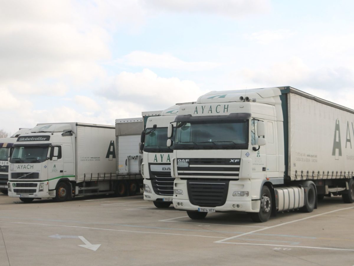 La FEAT carrega contra les mesures adoptades per l’alça dels preus dels carburants