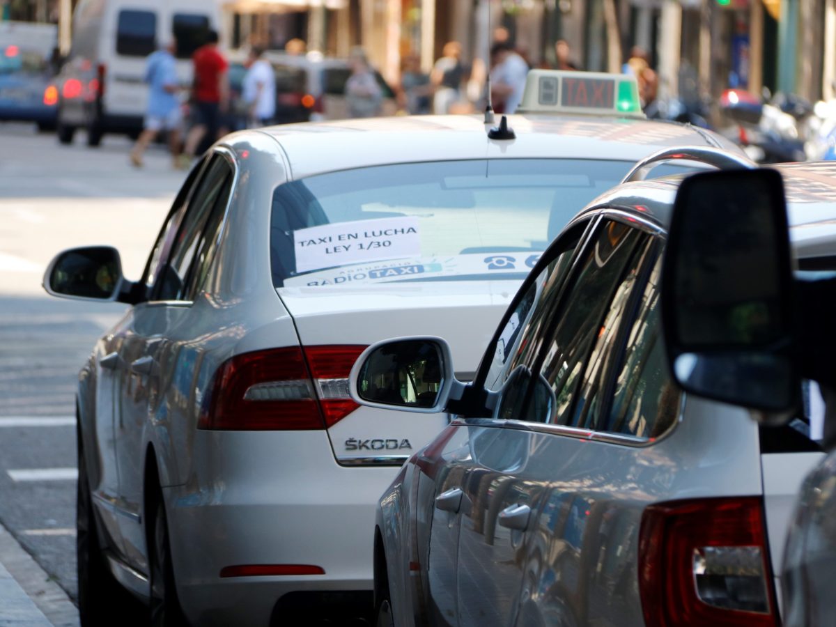 El ple de Tarragona aprova una congelació de les tarifes dels taxis