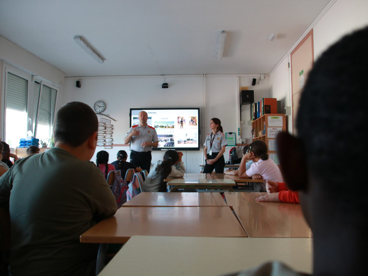 Protecció Civil acosta els consells d’autoprotecció a més d’un miler d’alumnes de primària del Camp de Tarragona