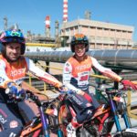Els pilots de l'equip Honda Repsol, Toni Bou i Gabriel Marcelli al complex industrial de Repsol