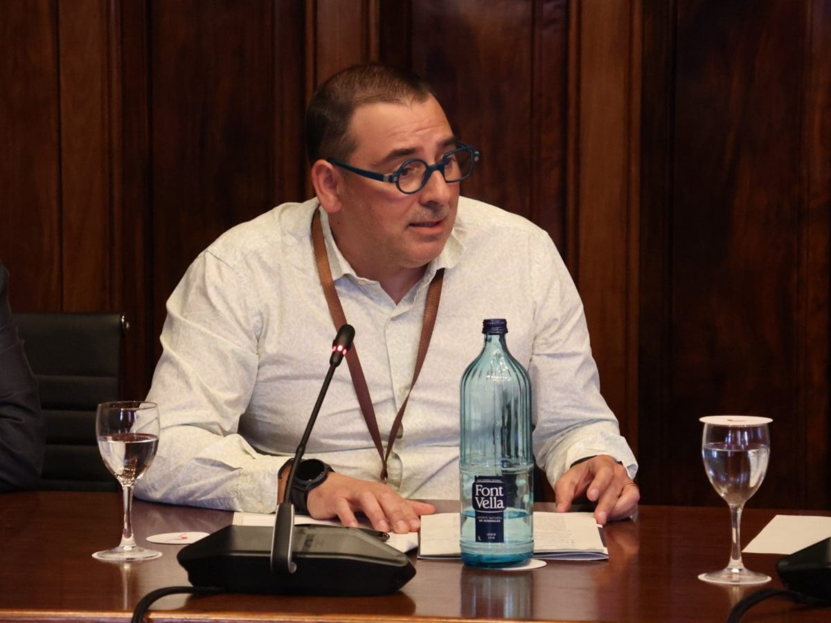 Palomares: “Volem descarbonitzar amb indústria aquí o amb indústria deslocalitzada i emissions importades”