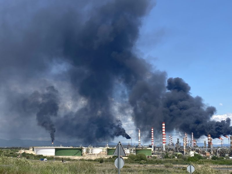 La petroquímica el dia de la gran apagada elèctrica. Poligon Nord. 28 abril 2025