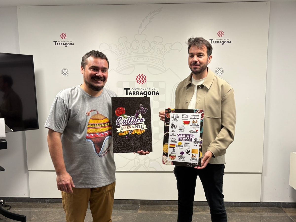 Els Comuns ‘tatuaran’ missatges reivindicatius per Sant Jordi