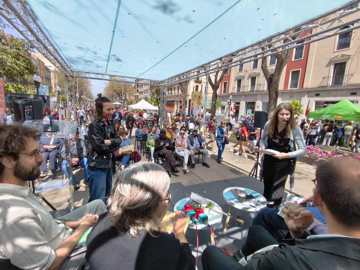 Viñuales: “El nou estand de Tarragona Ràdio i la Casa de les Lletres s’ha de consolidar cada any”