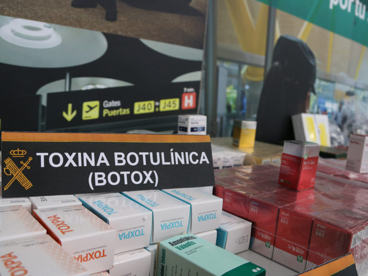 Desmantellen a Tarragona una clínica estètica il·legal que aplicava bòtox i àcid hialurònic sense qualificació professional