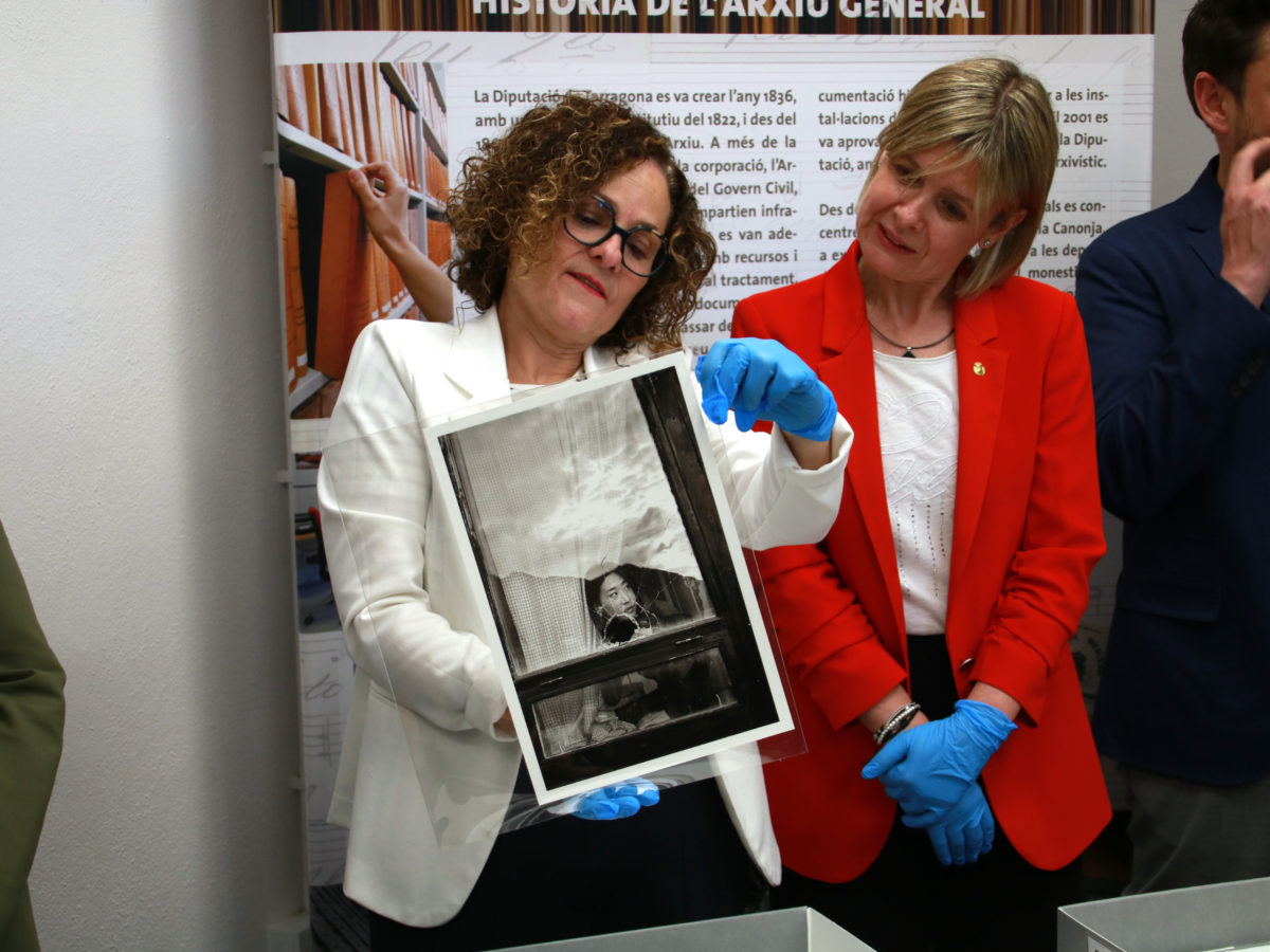 La Col·lecció Forvm ja està dipositada a l’Arxiu de la Diputació fins al trasllat definitiu al MAMT