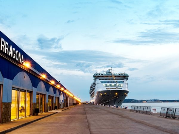Els autobusos dels creuers pararan a l’avinguda Catalunya