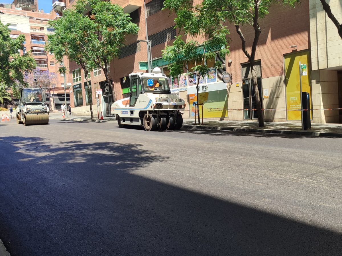 Junts reivindica l’asfaltatge del carrer Pere Martell