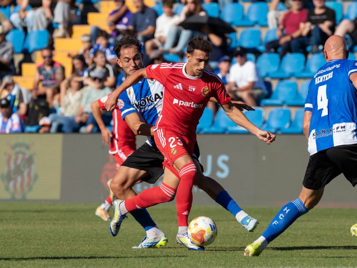 El Nàstic salva els mobles ‘in extremis’