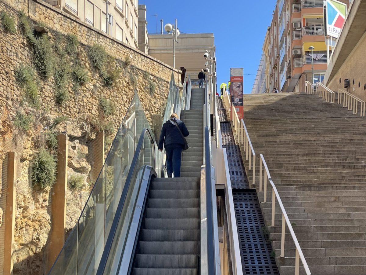 El nou contracte de manteniment inclou una renovació de les tres escales mecàniques que hi ha a la ciutat