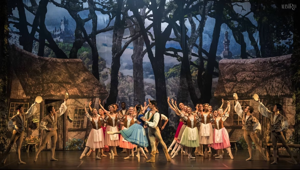 El Ballet de Barcelona presenta una fidel interpretació de Giselle al Teatre Tarragona