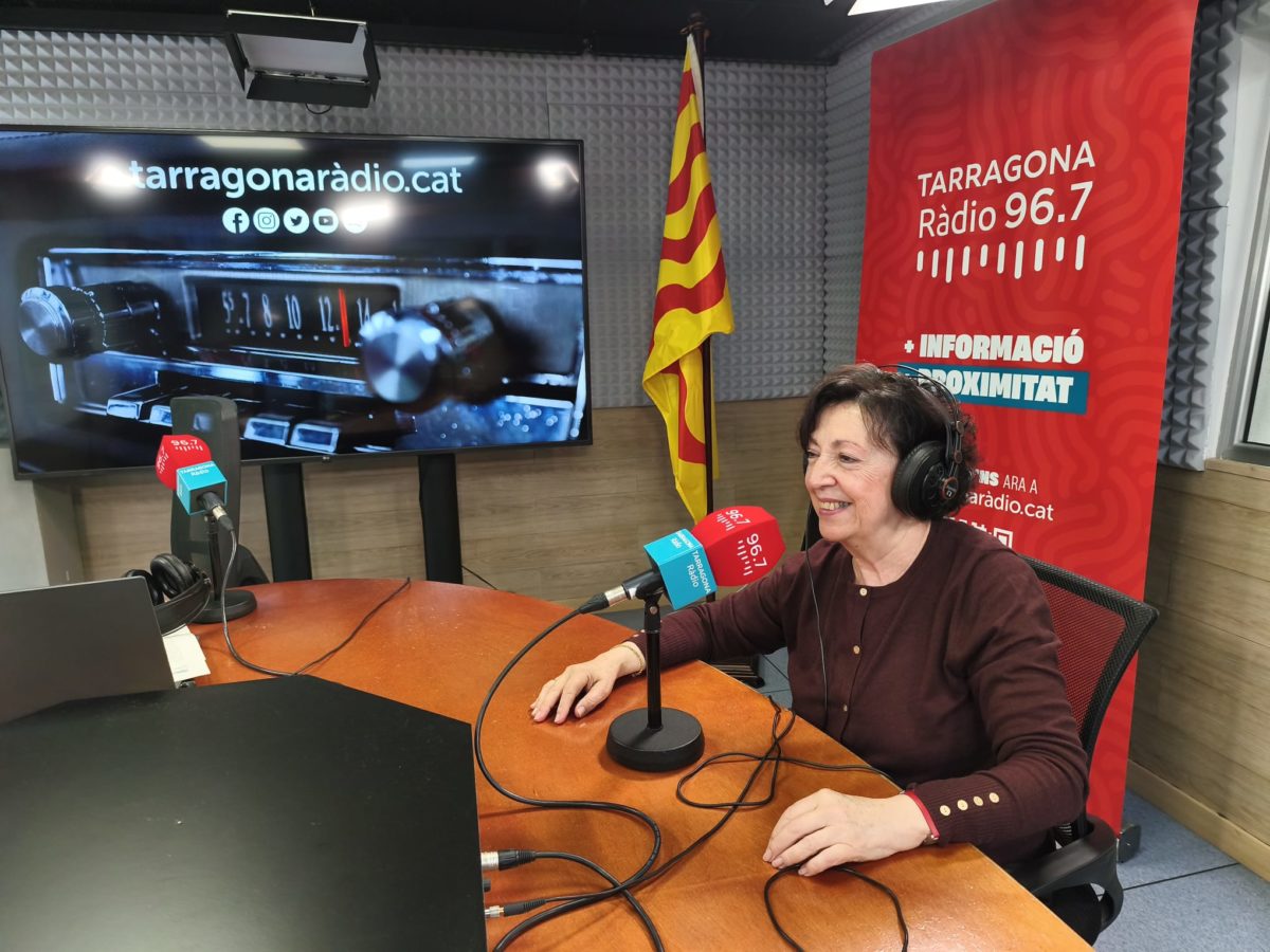 La presidenta de la DO Tarragona, Maria Rosa Blanch, en una entrevista a Tarragona Ràdio