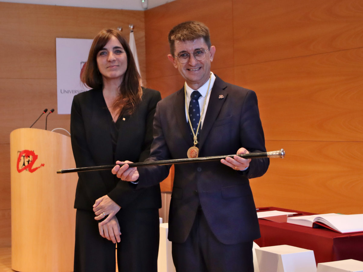 Josep Pallarès és investit de nou rector de la URV amb l’objectiu de “posar les persones al centre”