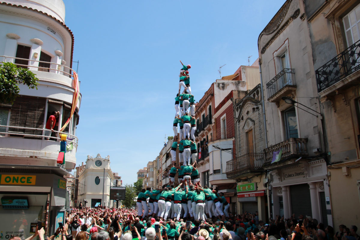 El 4d9 amb folre i agulla dels Castellers de Vilafranca en la segona ronda de la Diada de les colles campiones del Concurs de Castells del Vendrell Data de publicació: diumenge 07 de juny del 2026, 14:45 Localització: El Vendrell Autor: Mar Rovira