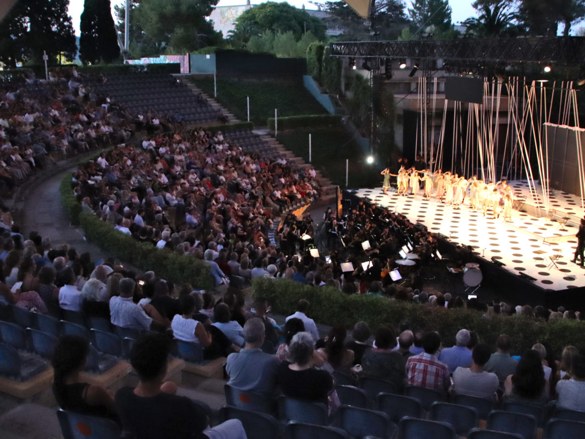 La producció tarragonina de l’òpera ‘Carmen’ obre el Festival Camp de Mart amb ovació del públic