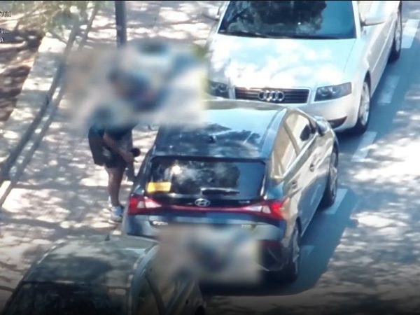 La UDRON detecta un robatori a Cala Romana i guia una persecució policial que acaba amb un detingut