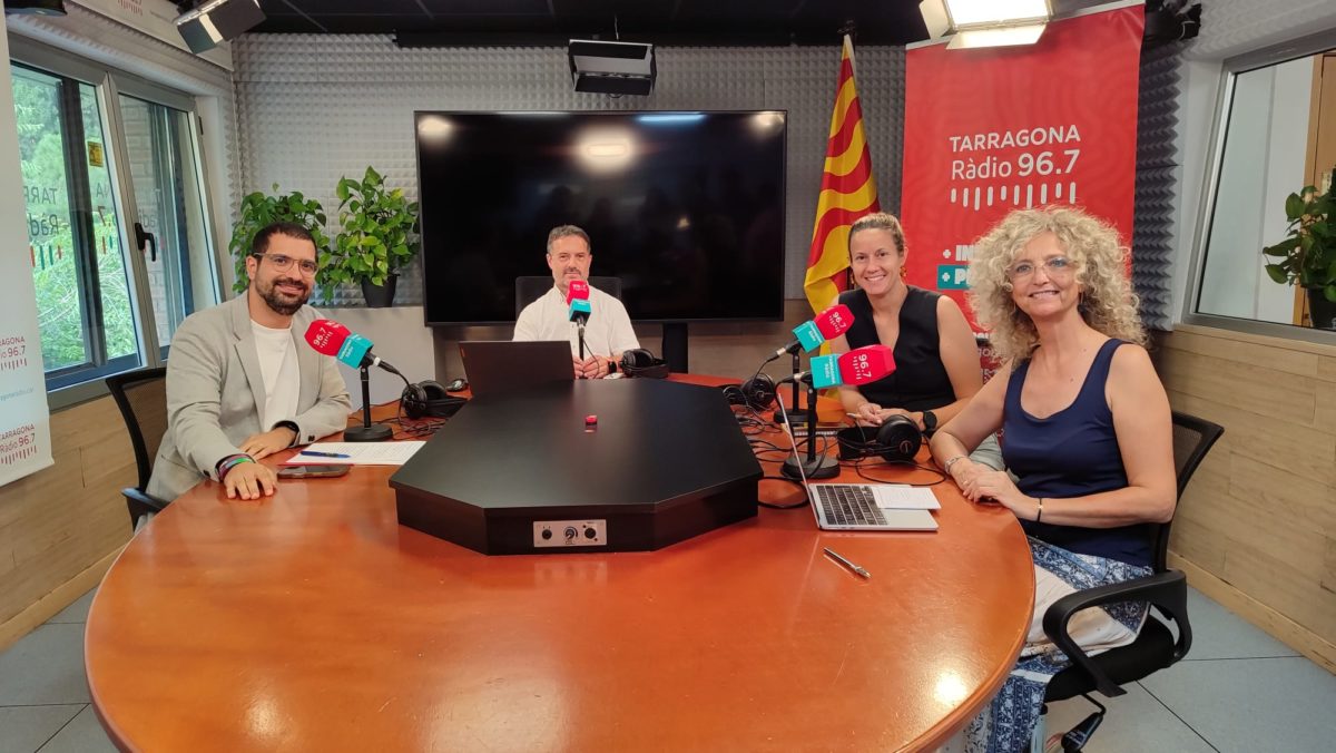 Nacho García Latorre (PSC), Josep Suñé, Maria Roig (ERC) i Marta Serrano (PP)
