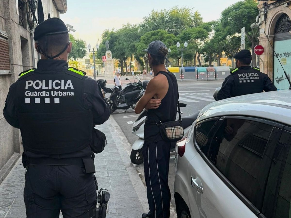 La Guàrdia Urbana denuncia l’autor d’un intent de furt després d’un vídeo difós a xarxes
