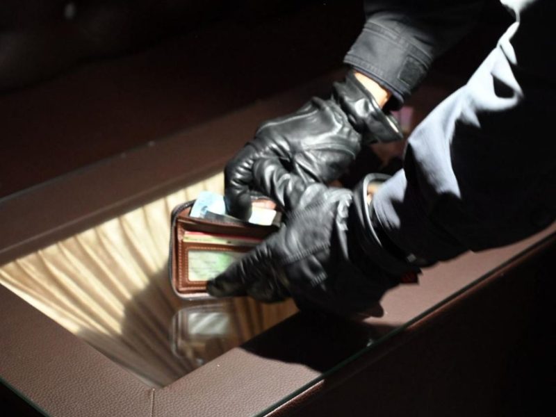 Els Mossos d’Esquadra detenen un home a Tarragona per robar al càmping on pernoctava