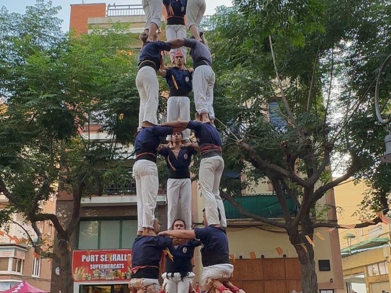 Xiquets del Serrallo completa la millor diada de la seva història