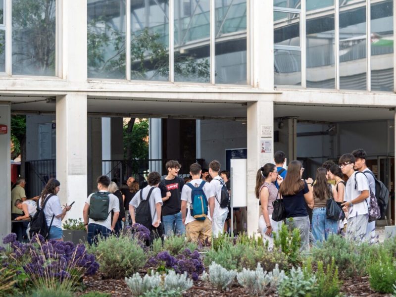 El grau en Medicina i el d’Enginyeria Matemàtica i Física, ensenyaments amb les notes més altes de la URV