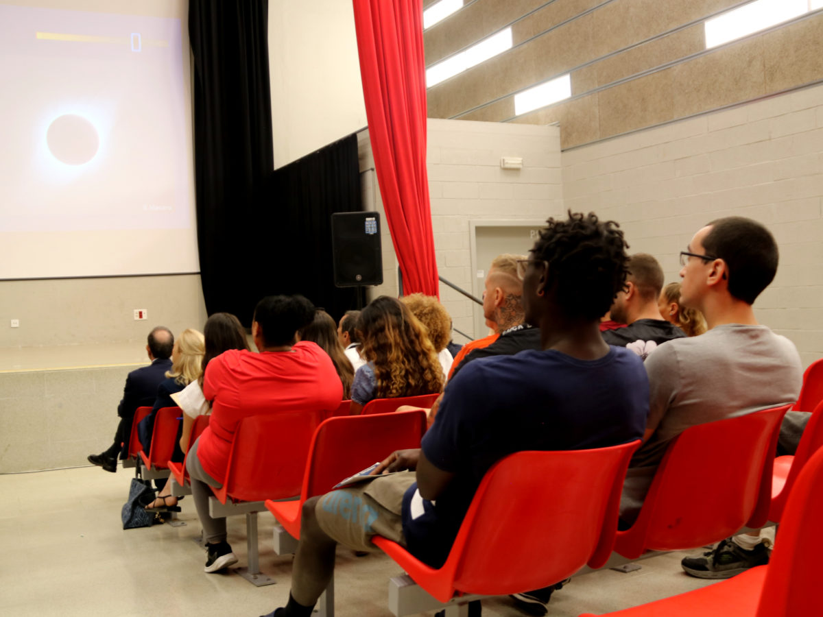 Els interns de Mas d’Enric també es preparen per a l’eclipsi solar
