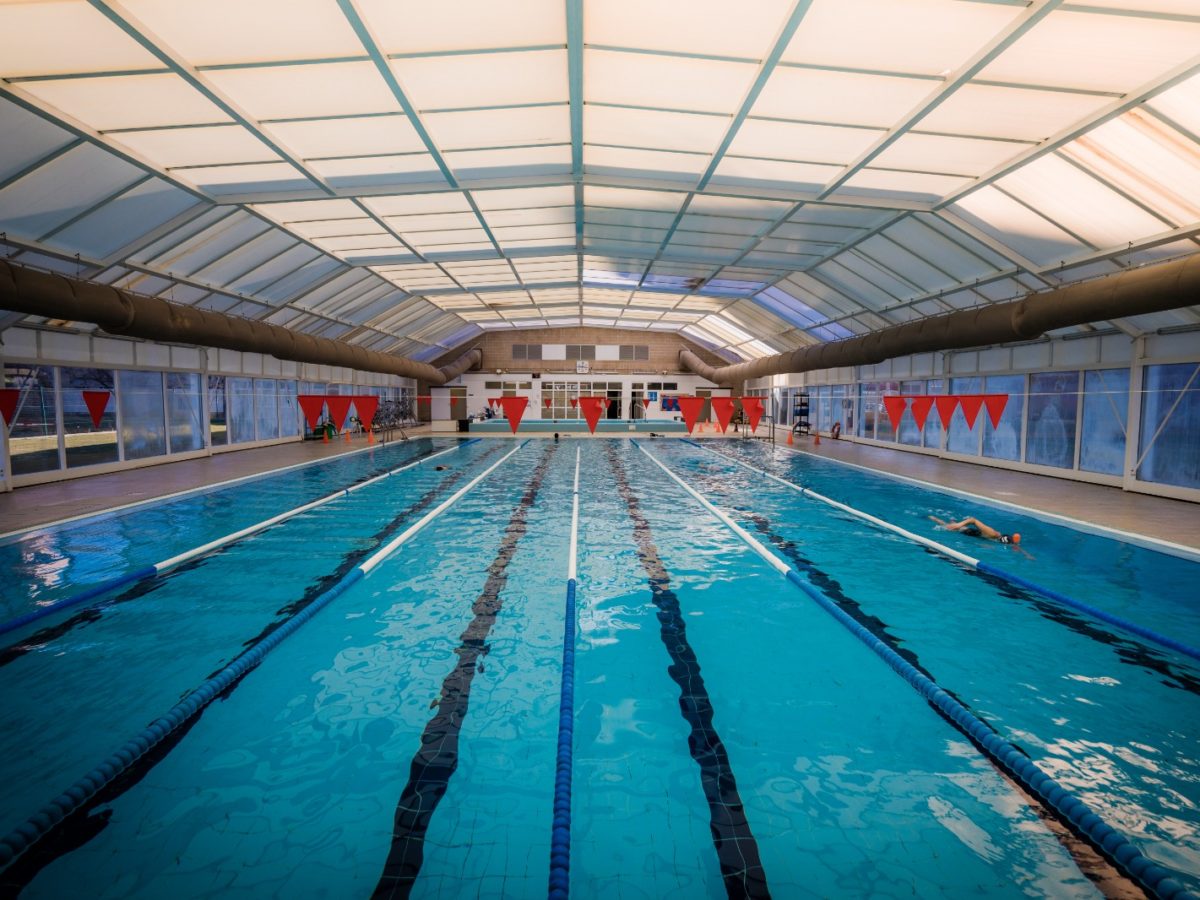 L’Ajuntament inicia l’1 de setembre les obres de reparació de la coberta de la piscina municipal de Sant Pere i Sant Pau
