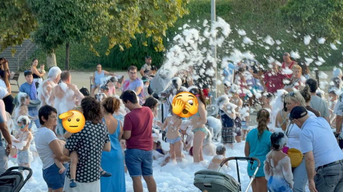 Festa de l'escuma a les Festes del Parc del Francolí. Foto cedida pels veïns.