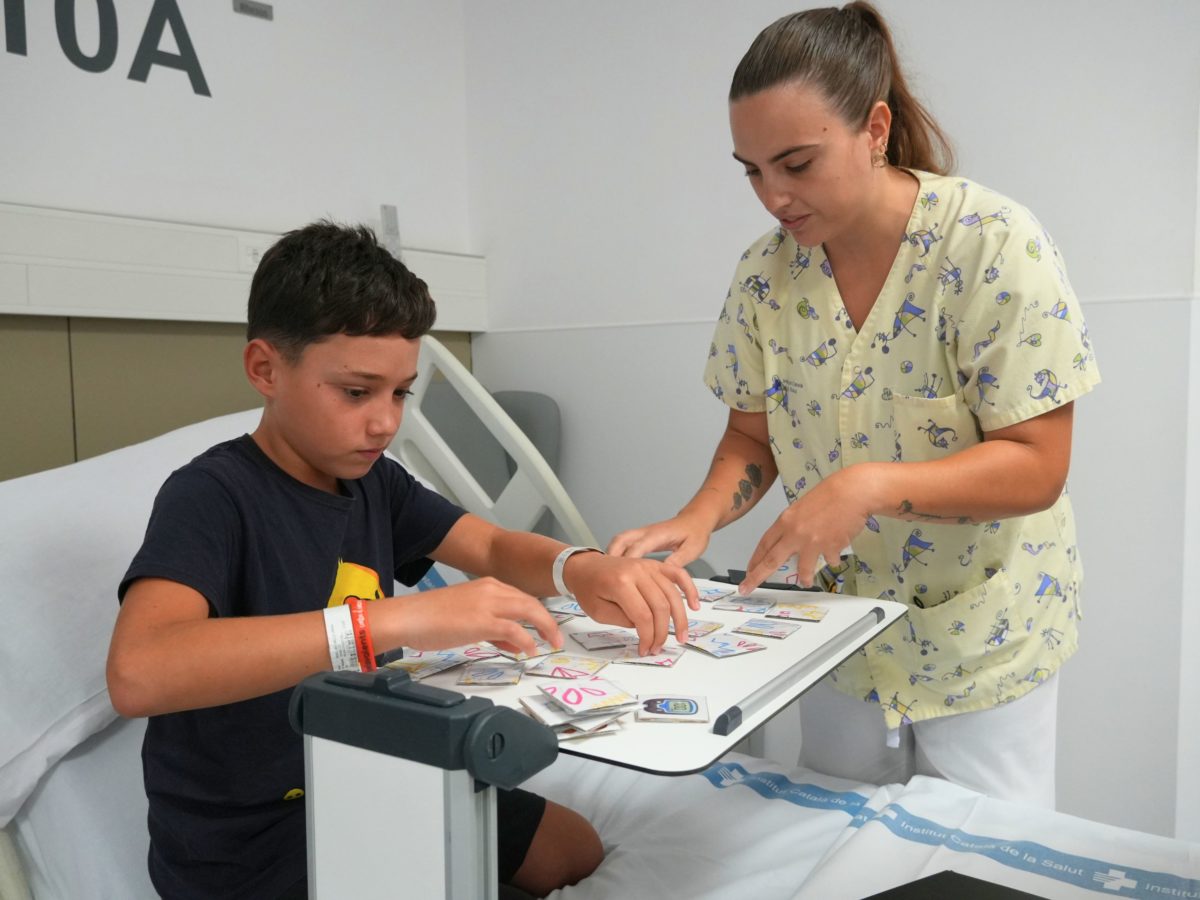 L’Hospital Joan XXIII incorpora el joc a l’educació diabetològica dels infants amb diabetis tipus 1