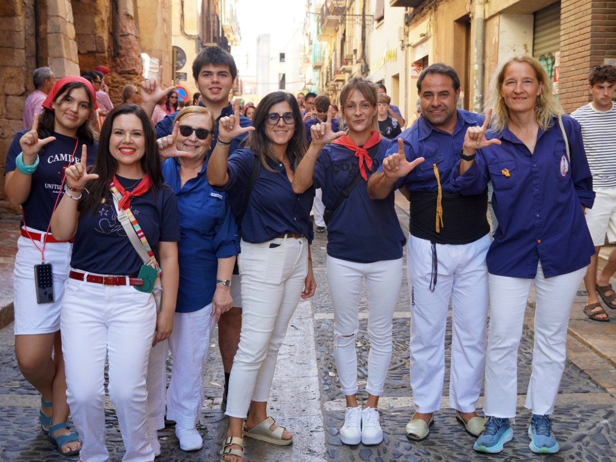 Els Xiquets del Serrallo recapten 1.291 euros per a la Fundació Catalana d’ELA Miquel Valls amb el Pilar Caminant solidari
