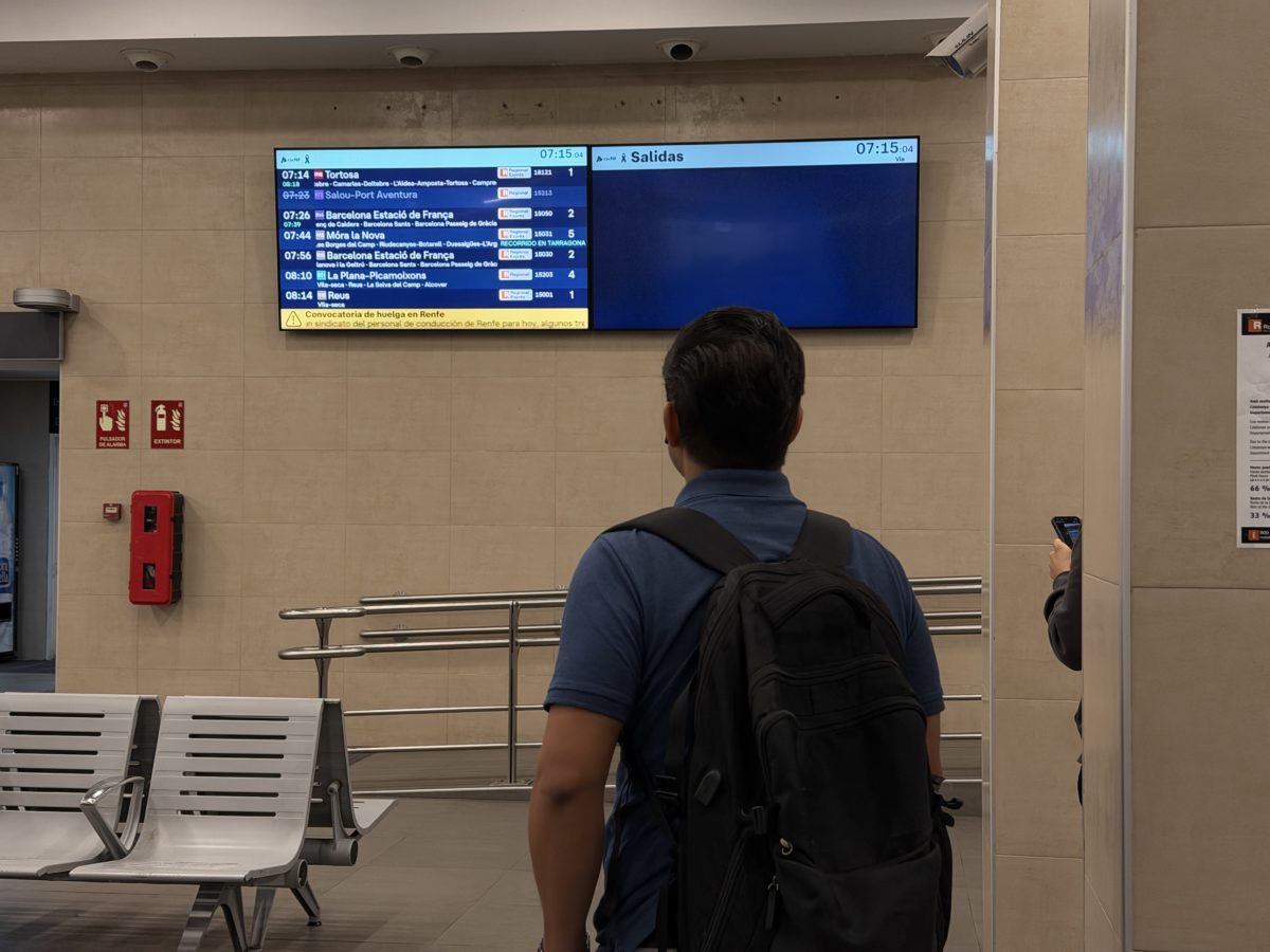 Usuaris de Rodalies i de l’alta velocitat a Tarragona, preocupats per la seguretat viària en la vaga de maquinistes