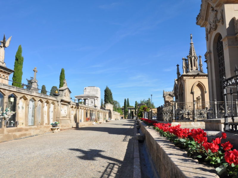 Tarragona activa un dispositiu especial de mobilitat i serveis amb motiu de Tots Sants