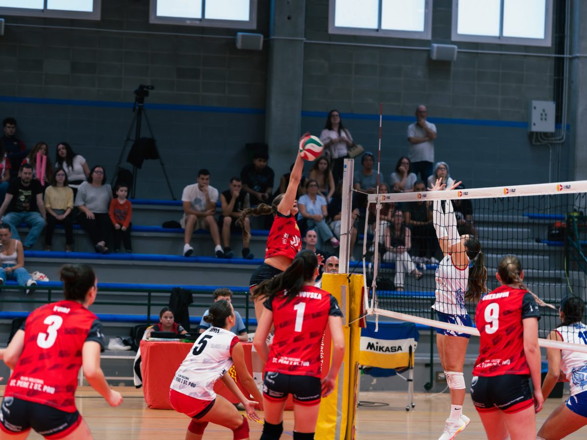 Líders en solitari de la primera divisió nacional pel femení del Vòlei SP i SP