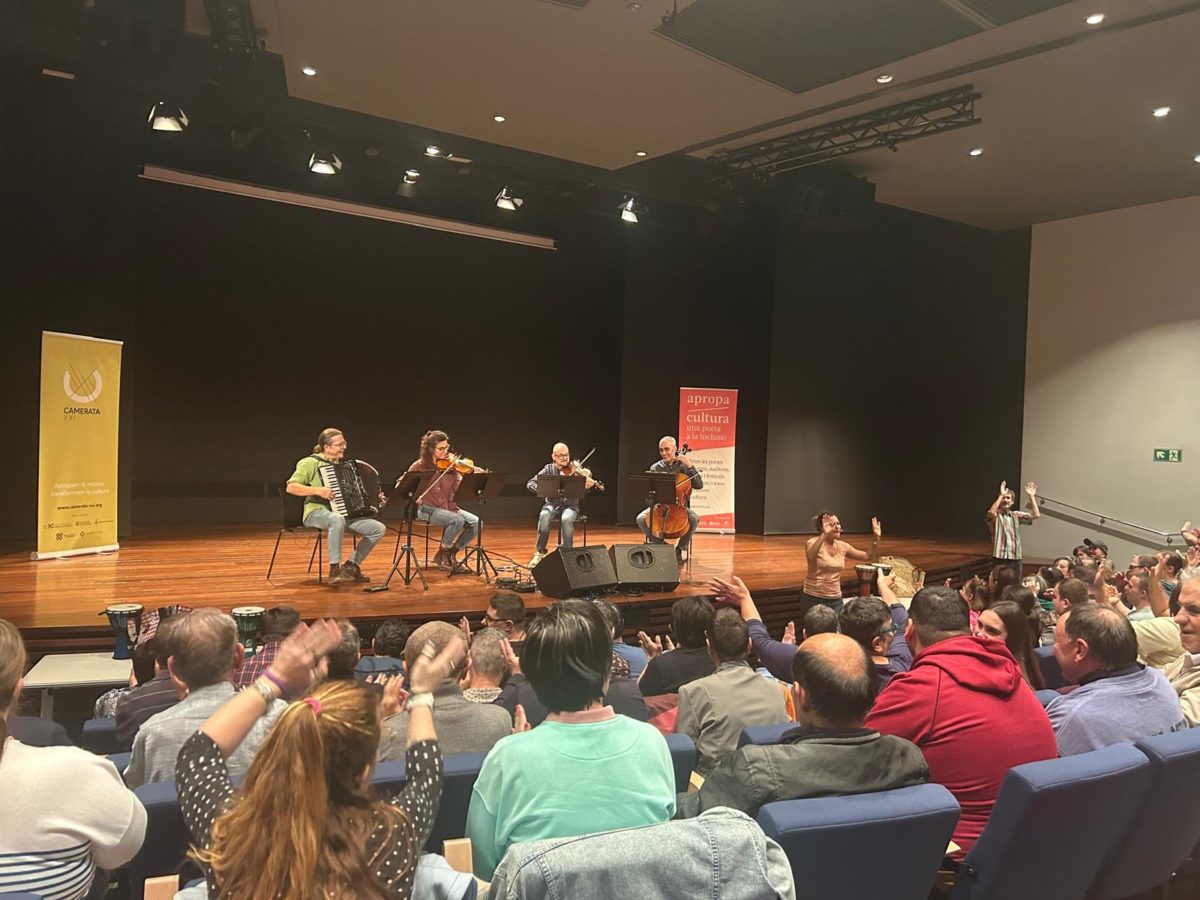 Trobada del projecte de Creació Comunitària de la Camerata XXI, a l'Auditori de la Diputació de Tarragona. FOTO: Ariadna Torres