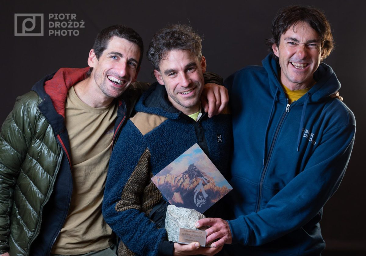 Els alpinistes Bru Busom i Marc Toralles, que, juntament amb l’aragonès Rubén Sanmartín, han fet història en aconseguir enguany el prestigiosos guardó de l’alpinisme mundial, el Piolet d'Or. Foto: cedida per Marc Torralles.