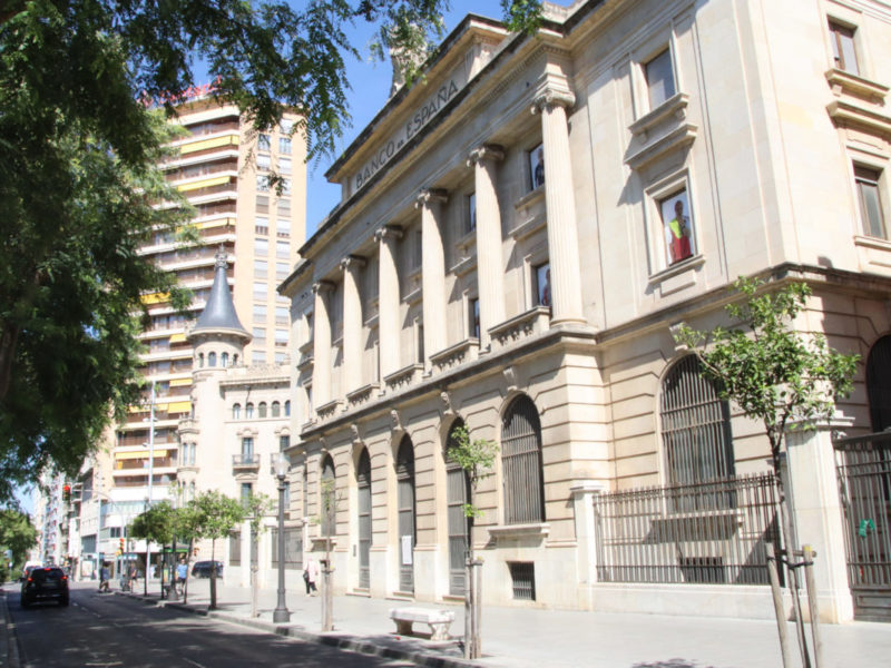 El Parador al Banc d’Espanya haurà d’esperar que passi el 29-N